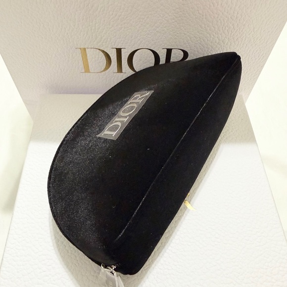 NWT DIOR BEAUTY Black Velvet Makeup Pouch - Picture 4 of 4